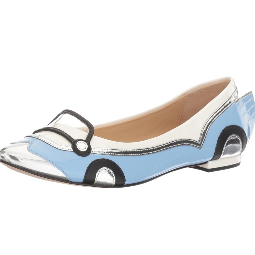 Katy Perry the Shannon flats
